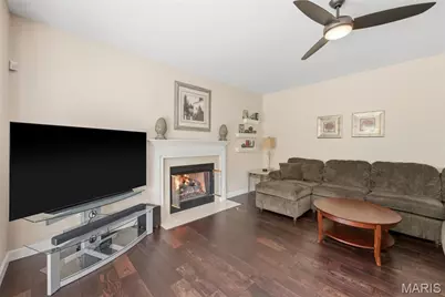 723 Hawk Run Drive, O'Fallon, MO 63368 - Photo 17