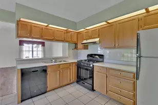 16005 Rose Wreath Ln, Florissant, MO 63034 - Photo 7
