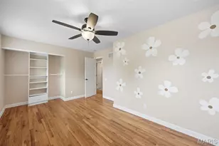 11260 Claywood Dr, Saint Louis, MO 63126 - Photo 15