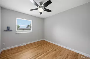 11260 Claywood Dr, Saint Louis, MO 63126 - Photo 19
