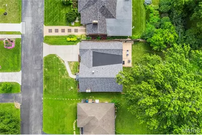 986 Glenbrook Avenue, Glendale, MO 63122 - Photo 19