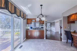 752 Charleston Oaks Dr, Ballwin, MO 63021 - Photo 11
