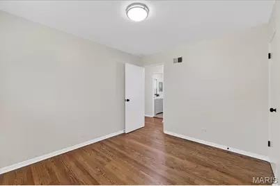 1621 Mowbry Lane, Saint Louis, MO 63136 - Photo 13