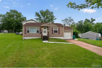 10428 Ashbrook Drive, Saint Louis, MO 63137 - Photo 5