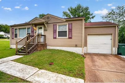 10428 Ashbrook Drive, Saint Louis, MO 63137 - Photo 3