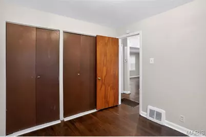 10428 Ashbrook Drive, Saint Louis, MO 63137 - Photo 21