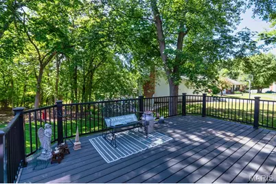 6564 Suson Woods Drive, Saint Louis, MO 63128 - Photo 11