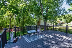 6564 Suson Woods Dr, Saint Louis, MO 63128 - Photo 11