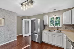 2401 Balaji Ct, Ballwin, MO 63011 - Photo 15