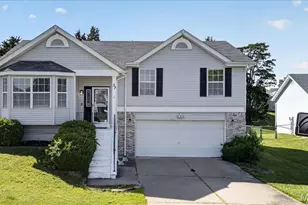 37 Jacqueline Cir, O'Fallon, MO 63368 - Photo 1