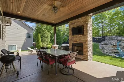 528 Elm Creek Drive, Wentzville, MO 63385 - Photo 45