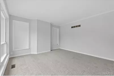 14 Olvera Circle, Florissant, MO 63031 - Photo 5