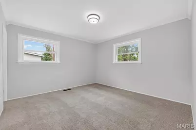 14 Olvera Circle, Florissant, MO 63031 - Photo 15