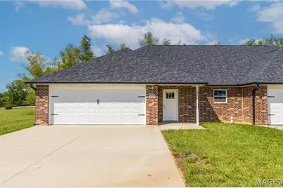 400 E Deerwood Drive, Jackson, MO 63755 - Photo 1