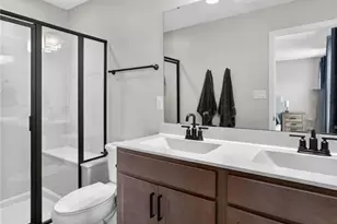 9038 Camino Trl, Saint Charles, MO 63304 - Photo 7