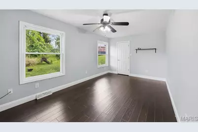 15565 Old Jamestown Road, Florissant, MO 63034 - Photo 11