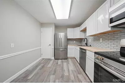 1279 Guelbreth Lane #207, Saint Louis, MO 63146 - Photo 13