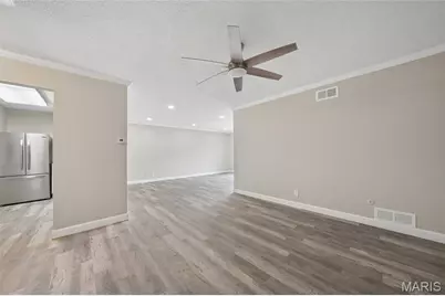 1279 Guelbreth Lane #207, Saint Louis, MO 63146 - Photo 7
