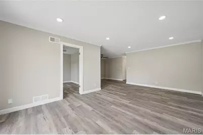 1279 Guelbreth Lane #207, Saint Louis, MO 63146 - Photo 11