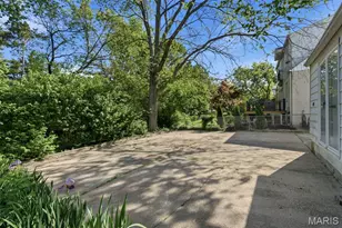 9 Berry Wood Dr, Glendale, MO 63122 - Photo 41