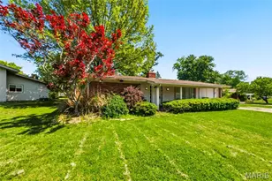 12579 Merrick Dr, Saint Louis, MO 63146 - Photo 3
