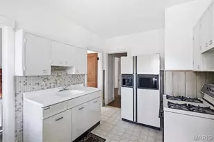 4148 Humphrey St, Saint Louis, MO 63116 - Photo 15