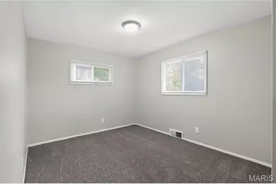 1012 Forestwood Drive, Saint Louis, MO 63135 - Photo 17
