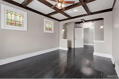 3915 Schiller Place, Saint Louis, MO 63116 - Photo 3