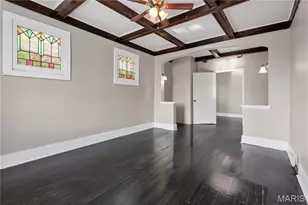 3915 Schiller Pl, Saint Louis, MO 63116 - Photo 3