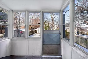 3915 Schiller Pl, Saint Louis, MO 63116 - Photo 15