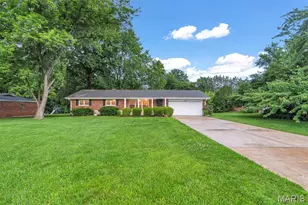10050 Kalinda Ln, Saint Louis, MO 63128 - Photo 21