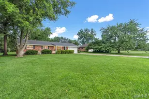 10050 Kalinda Ln, Saint Louis, MO 63128 - Photo 23