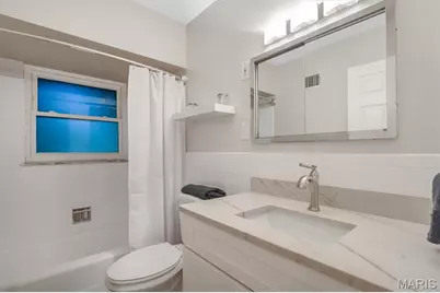 10050 Kalinda Lane, Saint Louis, MO 63128 - Photo 11