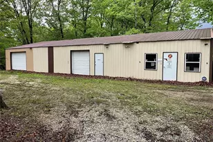 89 Zips Rd, Hawk Point, MO 63349 - Photo 3