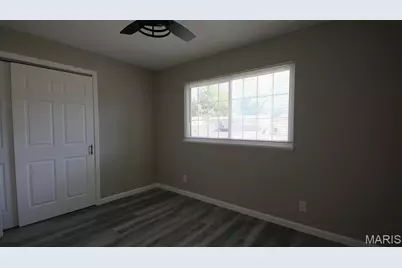 10215 Monarch Drive, Saint Louis, MO 63136 - Photo 13