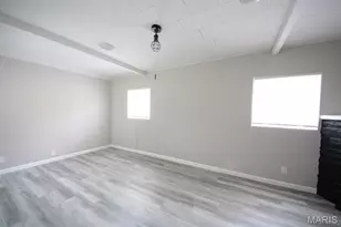 10215 Monarch Dr, Saint Louis, MO 63136 - Photo 5