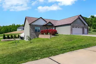 105 Ridgeview Oaks Dr, Washington, MO 63090 - Photo 45
