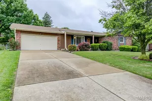 1109 Wedgewood Dr, Saint Charles, MO 63303 - Photo 5