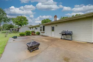1109 Wedgewood Dr, Saint Charles, MO 63303 - Photo 33