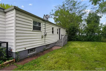 10080 Coburg Lands Drive, Saint Louis, MO 63137 - Photo 29