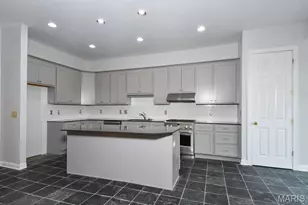 20 Brighton Way, Saint Louis, MO 63105 - Photo 11
