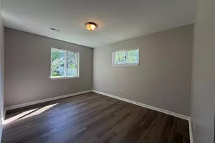9170 Harold Dr, Woodson Terrace, MO 63134 - Photo 11