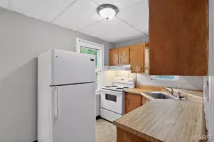 321 Henquin Dr, Saint Louis, MO 63135 - Photo 13