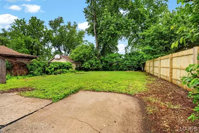 9411 Muriel Avenue, Woodson Terrace, MO 63114 - Photo 11
