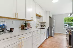 405 Trail Grove Ct, Ballwin, MO 63011 - Photo 11