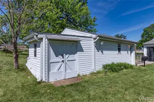 11048 Ridge Forest Ct, Saint Louis, MO 63126 - Photo 29