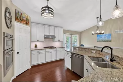 16129 Amber Vista Drive, Ellisville, MO 63021 - Photo 9