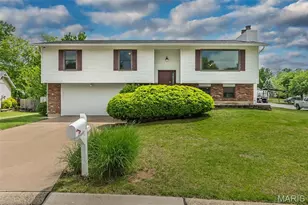 799 Bear Mountain Dr, Saint Peters, MO 63376 - Photo 1