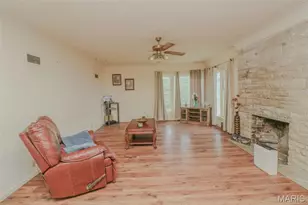 145 Well Dr, Herculaneum, MO 63048 - Photo 5