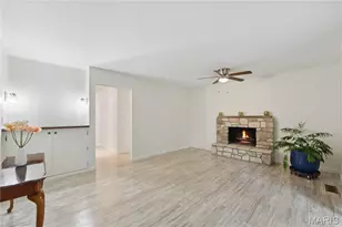 13028 Ambois Dr, Creve Coeur, MO 63141 - Photo 11